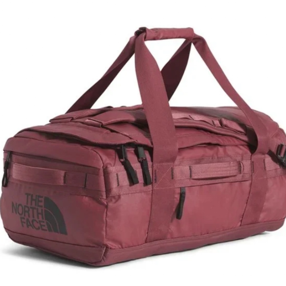 NWT North Face Base Camp Voyager Duffel 42L in Wild Ginger/TNF Black
